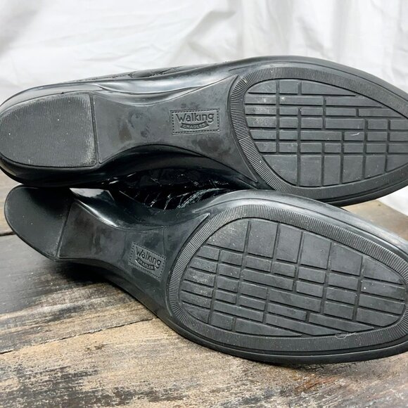 Walking Cradles Classics Women's Black Patent Leather Alligator Slides Size 11M - Picture 2 of 7